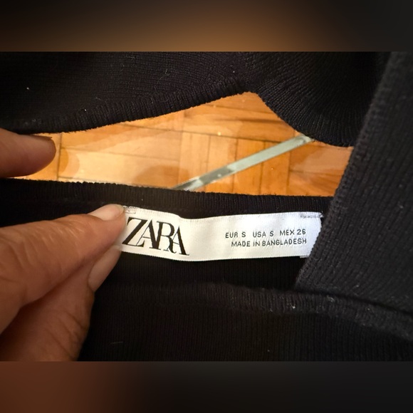 ZARA cut out mock neck knit top - Picture 5 of 8